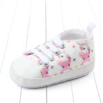 Children's canvas shoes