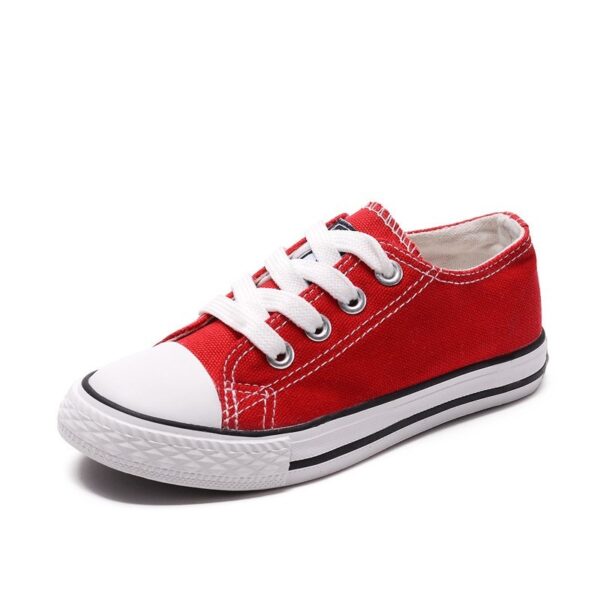 Children's canvas shoes