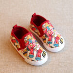 Children's canvas shoes